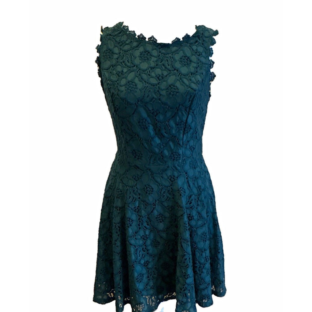 City Studio Green Floral Lace Fit & Flare Scoop Neck Lined Zip Dress Size 5
